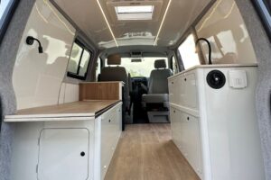 mobiliario-volkswagen-transporter volkswagen-transporter-malaga