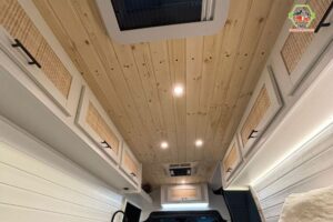 camperizacion-iveco-35S16 camperizacion-iveco-35S16