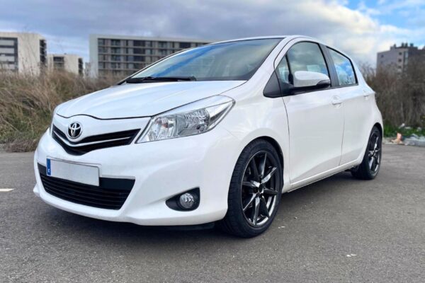 toyota-yaris
