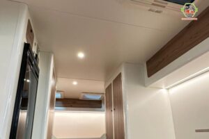 salon-nissan-cabstar salon-nissan-cabstar