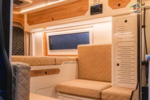 salon-ford-transit salon-ford-transit