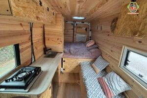 salon-mercedes-sprinter salon-mercedes-sprinter